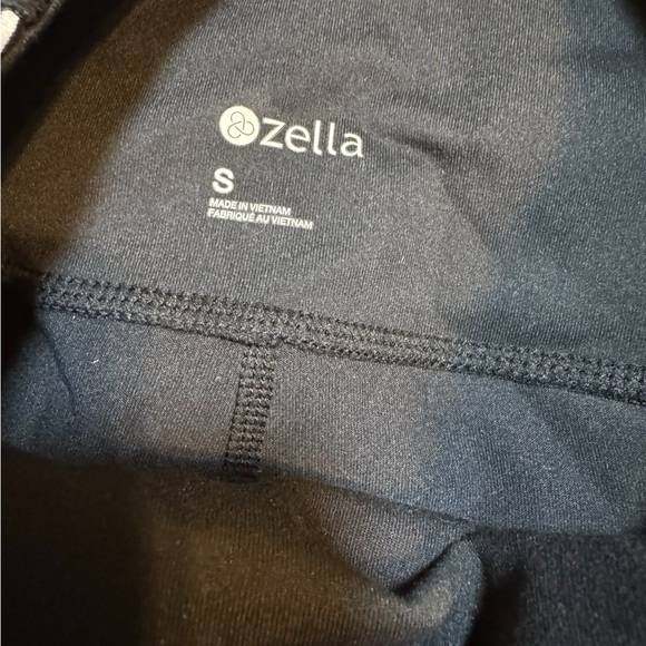 ✨ Z by Zella Darling High Rise Crop 20” Leggings Black Stripe Panel Sz S EUC ✨ - Picture 3 of 3